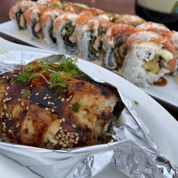 Joy Sushi - the warm, gooey, and tasty Joy Scallop Roll - Sushi Bars Near Me - San Mateo, California