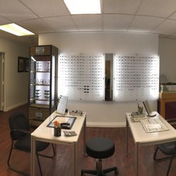 Southwood Optometry - New displays completed with LED lighting!