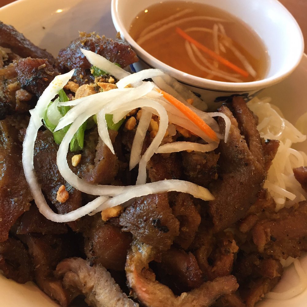Miss Saigon - Bbq pork vermicelli bowl delish! - Vietnamese Near Me - Tucson, Arizona Miss Saigon - Bbq pork vermicelli bowl delish! - Vietnamese Near Me - Tucson, Arizona