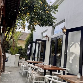Rumfish y Vino - Gastropubs Near Me - Ventura, California Rumfish y Vino - Gastropubs Near Me - Ventura, California