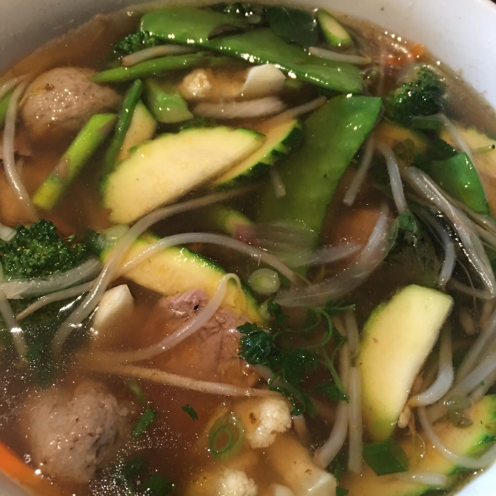 Ordered the Pho with no noodles, extra veggies for a super healthy meal! Ordered the Pho with no noodles, extra veggies for a super healthy meal!