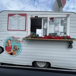 Lizzie & Lola's Espresso & More