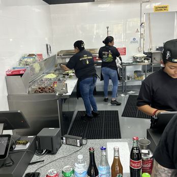 Pozoleria Doña Ana - Hard working staff!!!! - Mexican Near Me - Simi Valley, California Pozoleria Doña Ana - Hard working staff!!!! - Mexican Near Me - Simi Valley, California