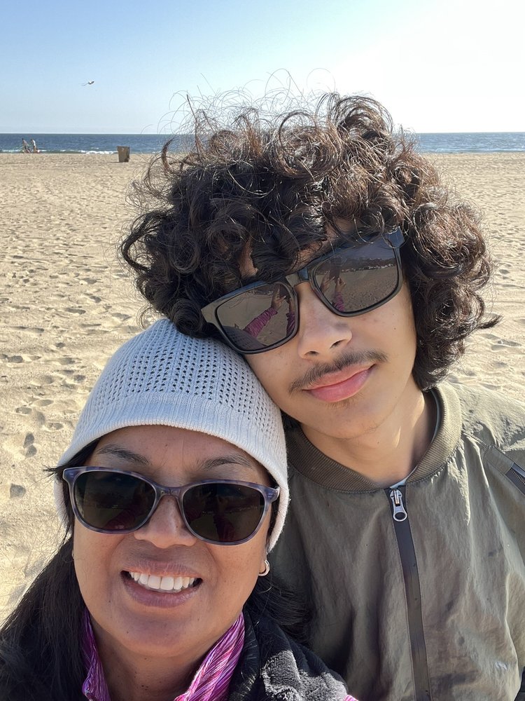 Dana Marie Hair Stylista Logo