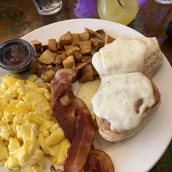Automatic Slim's - Automatically your way - New American Near Me - Memphis, Tennessee