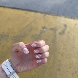 New Nail Pampering Parlour - Nails by May