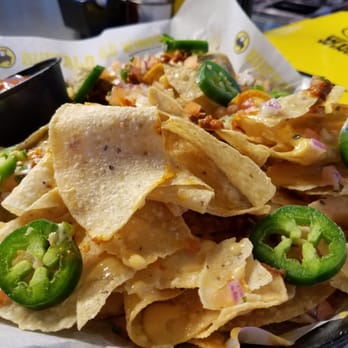 Buffalo Wild Wings - Ultimate Nachos! Not so ultimate after all. - American Near Me - Milledgeville, Georgia