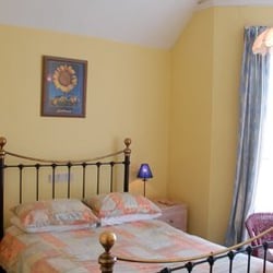 Russell Guest House - Http://www.therussell.co.uk/