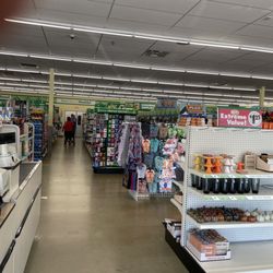 Dollar Tree - Clean!!