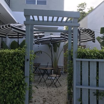 Mrs.Mandolin Boutique - Home Decor Near Me - Miami, Florida