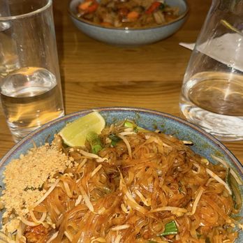 Ledo Thai - Vegan Le Do Pad Thai (V,GF) - Thai Near Me - Denver, Colorado