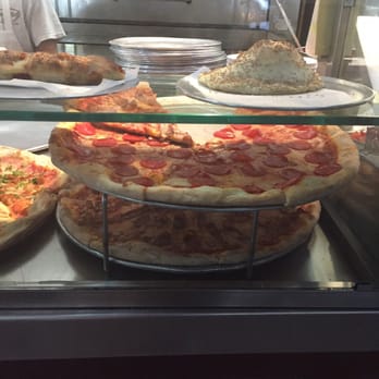 Front Street Pizza - Pepperoni pizza - Pizza Near Me - Brooklyn, New York Front Street Pizza - Pepperoni pizza - Pizza Near Me - Brooklyn, New York