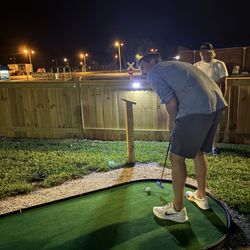 Pedals & Putts - Mini golf!