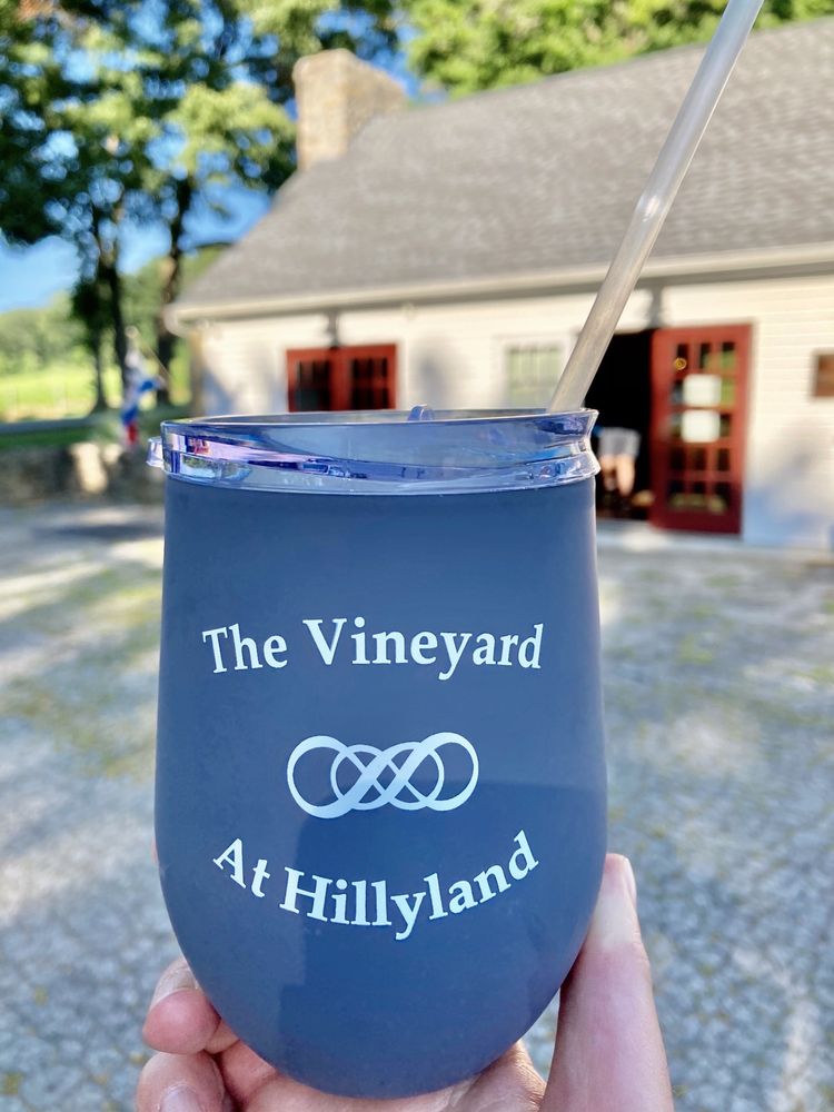 The Vineyard at Hillyland Logo