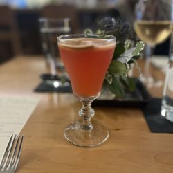 Orange Glow (cardamom, lemon, orange, strawberry, soda water)
