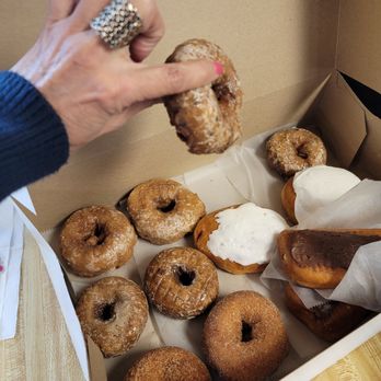 Bill's Donut Shop - Donuts Near Me - Centerville, Ohio