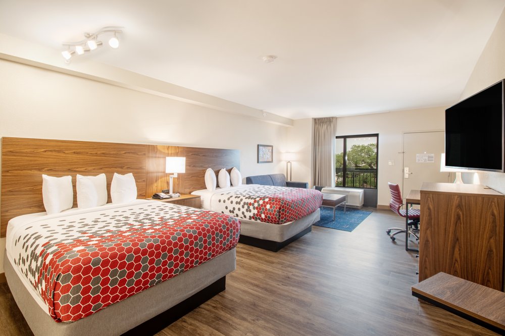 ECONO LODGE INN & SUITES FOLEYNORTH GULF SHORES Updated May 2024