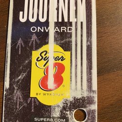 Super 8 by Wyndham Peoria East - ALL ACCESS KEY to ALL ROOMS!