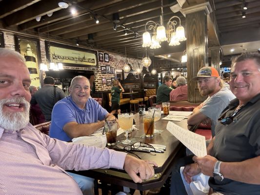 Wexford, Savannah's Irish Pub by null