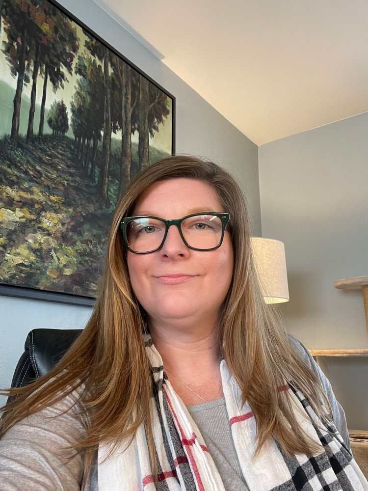 Comfy Couch Wellness & Therapy Services - grief counselor in Elgin, IL