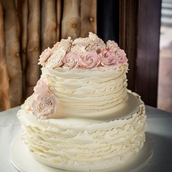 Dortoni Bakery - Our Wedding Cake from Dortoni - Bakeries Near Me - Levittown, New York