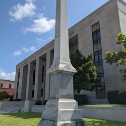 Richard Caswell Monument - Richard Caswell Monument, Kinston