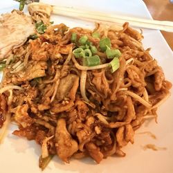 Overly sweet Pad Thai...not trad