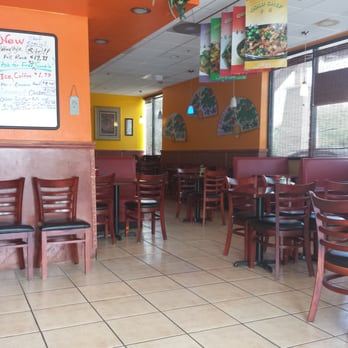 Gold Chef - The  dining area - Chinese Near Me - Chandler, Arizona