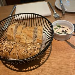 Schwarzer Stern - Bread