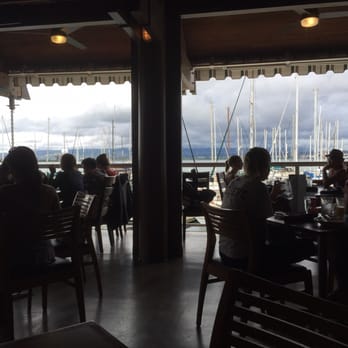 Restaurant 604 - Nice view of the harbor - Breakfast & Brunch Near Me - Honolulu, Hawaii Restaurant 604 - Nice view of the harbor - Breakfast & Brunch Near Me - Honolulu, Hawaii