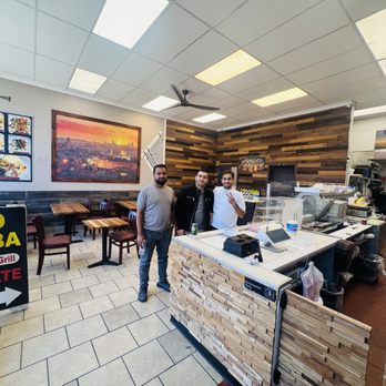 Gyro Sababa UW - Mediterranean Near Me - Seattle, Washington