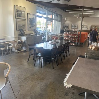 Manhattan Bread & Bagel - Bagels Near Me - Manhattan Beach, California