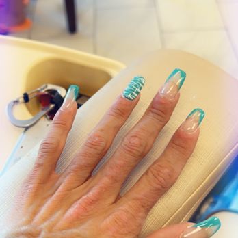 Nail Club - Nail Salons Near Me - Glendale, Arizona