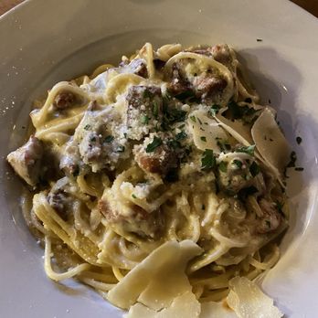 The Vault Restaurant - Crispy pork belly carbonara - Cocktail Bars Near Me - Bakersfield, California
