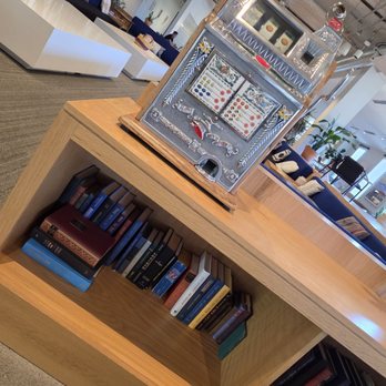 WeWork Town Square - Shared Office Spaces Near Me - Las Vegas, Nevada