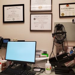 Eye Care Specialists 