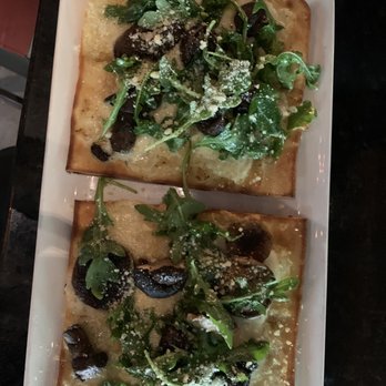 Del Frisco's Grille - Wild Mushroom Flatbread - New American Near Me - Hoboken, New Jersey