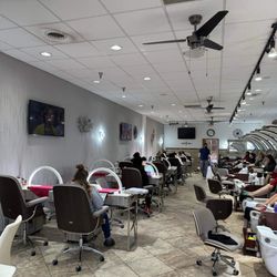 Ellisville Nails - All new stations