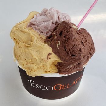 EscoGelato - Pumpkin, strawberry, chocolate (large) - Coffee & Tea Near Me - Escondido, California