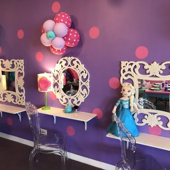 My Party Princess - Party Characters Near Me - Schaumburg, Illinois My Party Princess - Party Characters Near Me - Schaumburg, Illinois