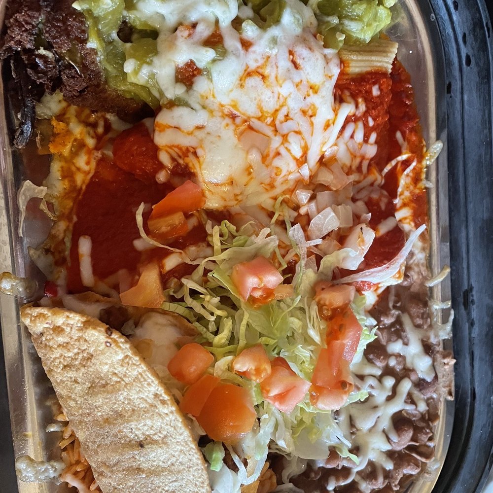 Tomasita's - Combo platter - New Mexican Cuisine Near Me - Santa Fe, New Mexico Tomasita's - Combo platter - New Mexican Cuisine Near Me - Santa Fe, New Mexico
