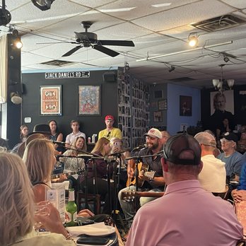 The Bluebird Cafe - Music Venues Near Me - Nashville, Tennessee The Bluebird Cafe - Music Venues Near Me - Nashville, Tennessee