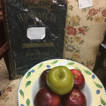 Mimi's Attic - Antiques Near Me - Weslaco, Texas Mimi's Attic - Antiques Near Me - Weslaco, Texas