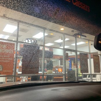Little Caesars - the front of the store - Pizza Near Me - Hiram, Georgia