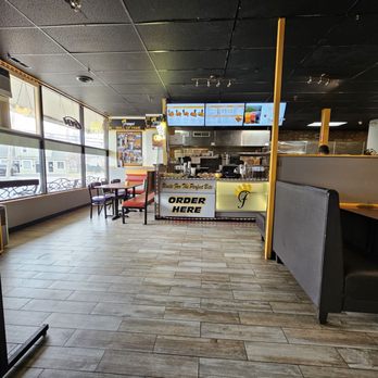 Frangos Chicken Fingers - Inside - Chicken Shop Near Me - Wilmington, Massachusetts Frangos Chicken Fingers - Inside - Chicken Shop Near Me - Wilmington, Massachusetts
