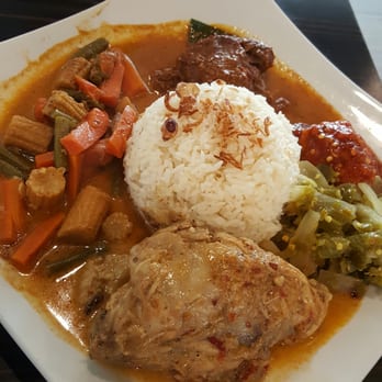 Banana Leaf - #21. Nasi Padang... its HUGE! - Indonesian Near Me - Temple City, California Banana Leaf - #21. Nasi Padang... its HUGE! - Indonesian Near Me - Temple City, California