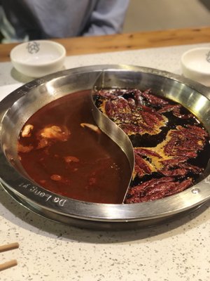 Da Long Yi Hot Pot by null