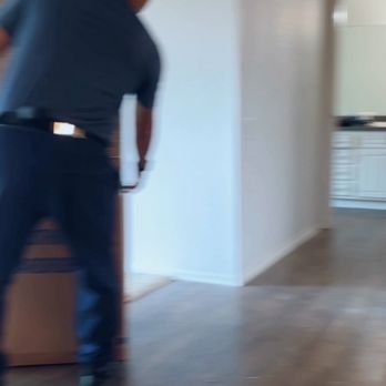 Magnar Company - One of the movers lifting boxe while we were moving and screen shoot from my story! - Movers Near Me - Los Angeles, California Magnar Company - One of the movers lifting boxe while we were moving and screen shoot from my story! - Movers Near Me - Los Angeles, California