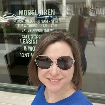 6 Salon - Detroit - My haircut - Hair Salons Near Me - Detroit, Michigan 6 Salon - Detroit - My haircut - Hair Salons Near Me - Detroit, Michigan