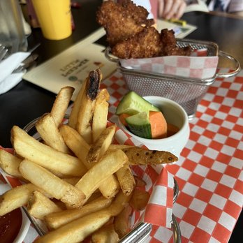 Cafe Landwer - Kids chicken tenders - the coating on tenders was very crisp and crunchy and veggies were fresh - Cafes Near Me - Toronto, Ontario Cafe Landwer - Kids chicken tenders - the coating on tenders was very crisp and crunchy and veggies were fresh - Cafes Near Me - Toronto, Ontario